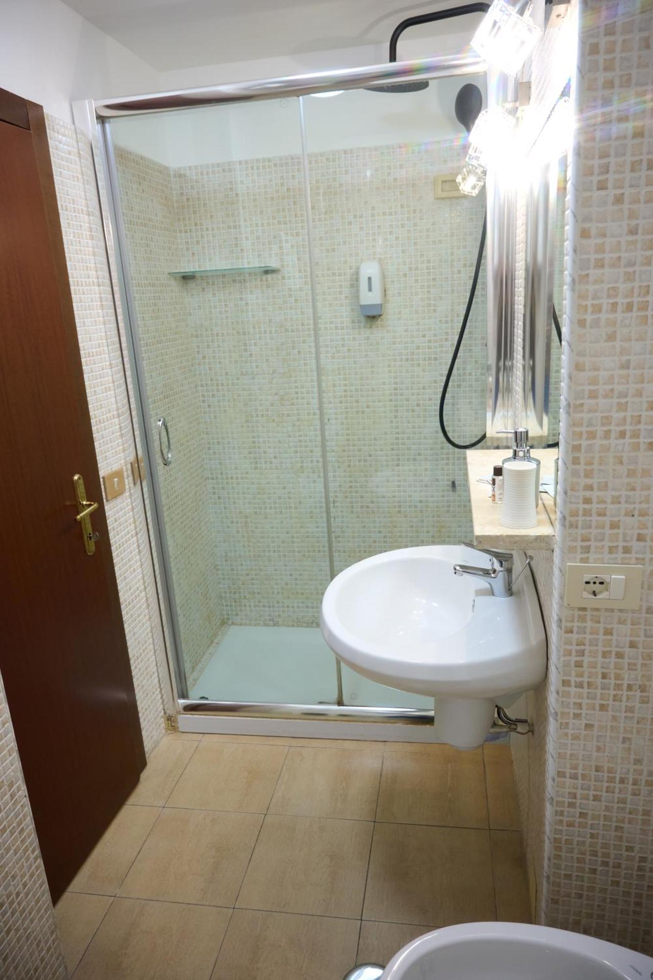 On The Rainbow B&B Roma Dış mekan fotoğraf
